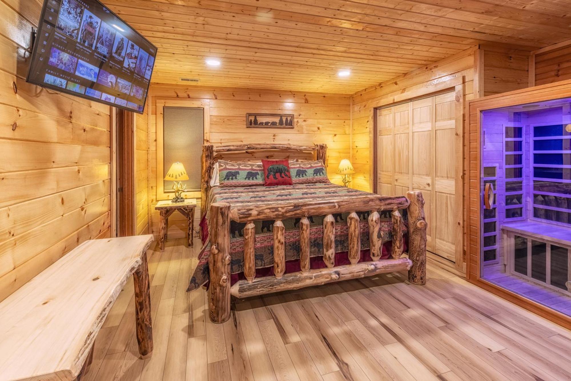 Real Log Cabin With Amazing Views, Hot Tub, Sauna, Games Gatlinburg Buitenkant foto