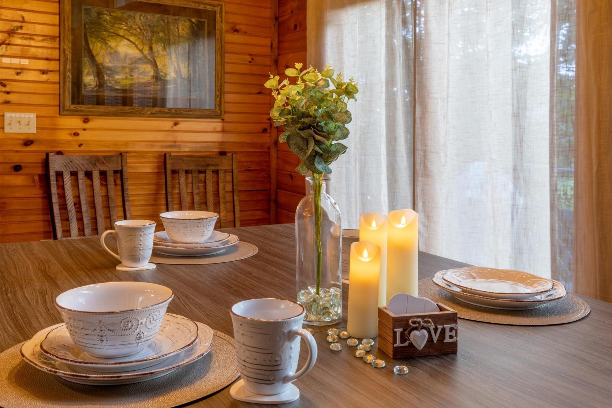 Real Log Cabin With Amazing Views, Hot Tub, Sauna, Games Gatlinburg Buitenkant foto